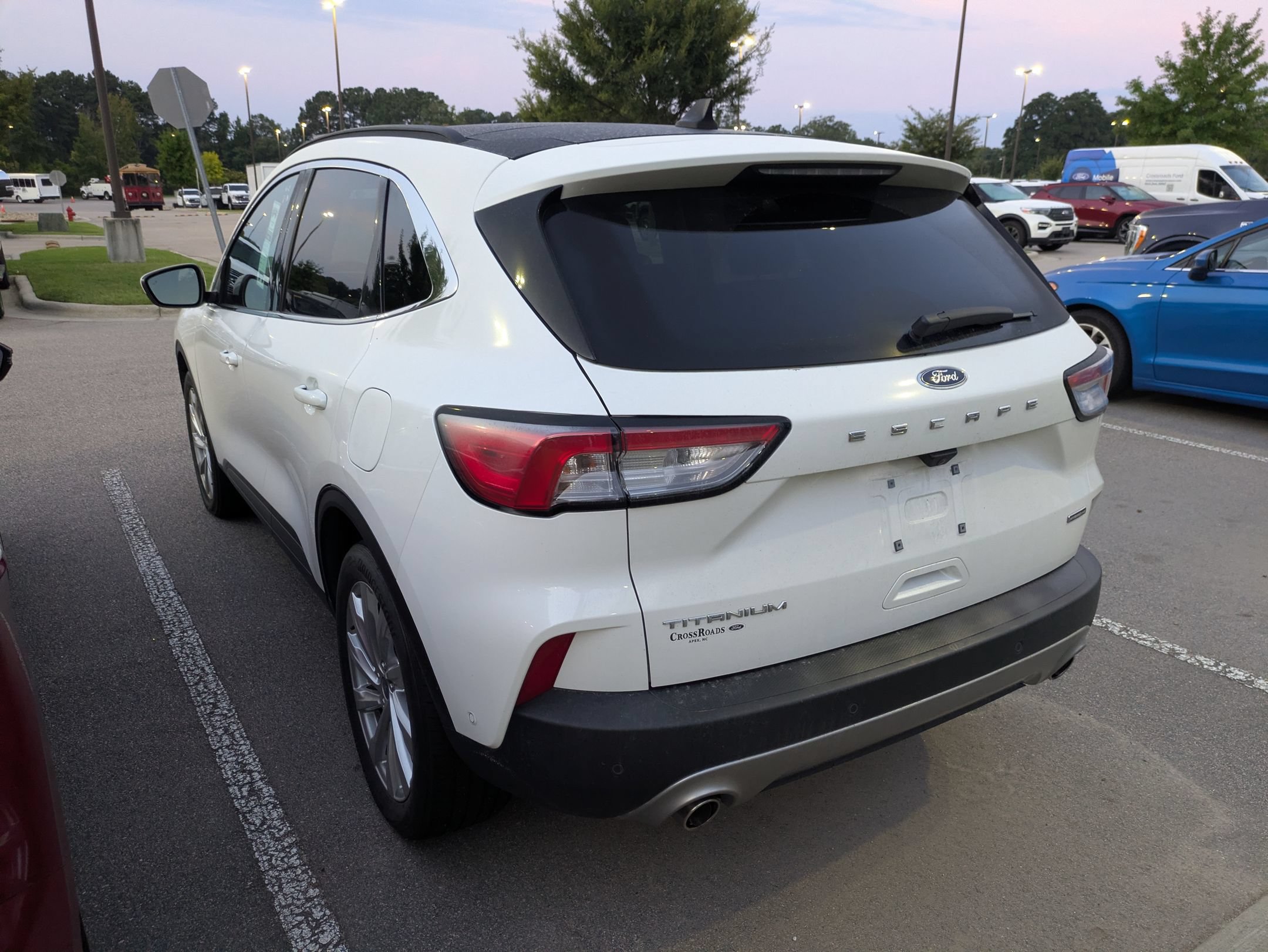 Certified 2021 Ford Escape Titanium w/ Titanium Elite Package AWD/4WD image 4