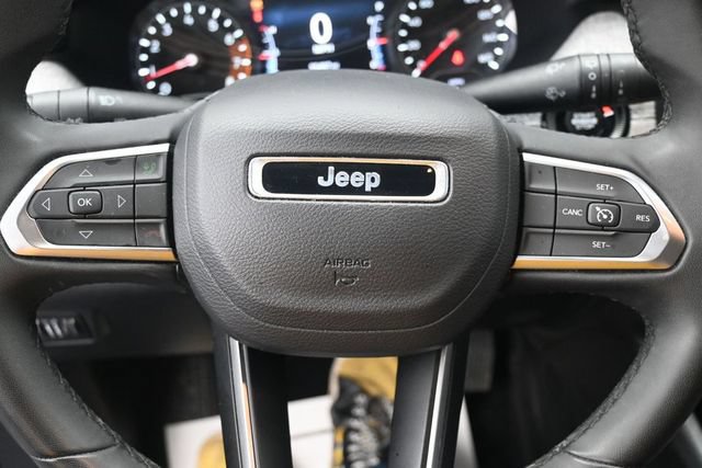 Used 2024 Jeep Compass Latitude AWD/4WD image 10