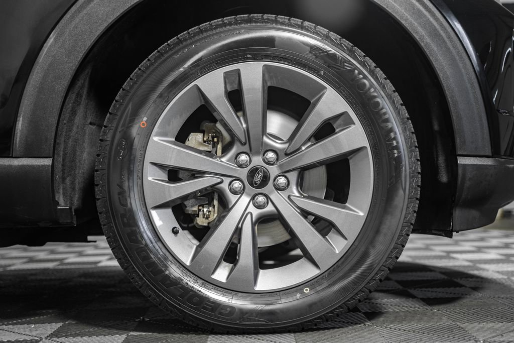 Certified 2021 Ford Explorer XLT w/ Equipment Group 202A image 20