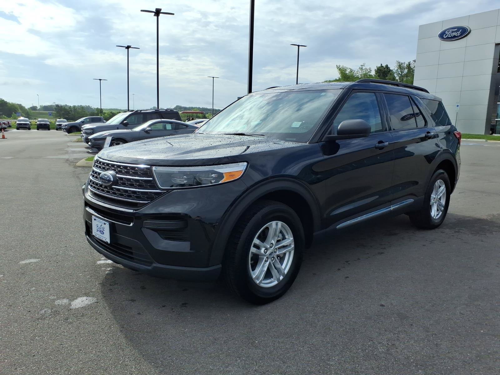 Certified 2023 Ford Explorer XLT AWD/4WD image 7
