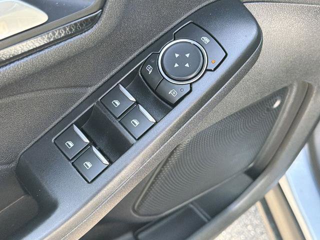 Certified 2022 Ford Escape SEL w/ SEL Stealth AWD Package image 27