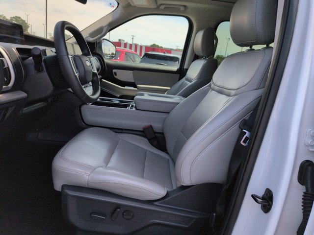 Certified 2025 Ford Expedition Max Active RWD image 15