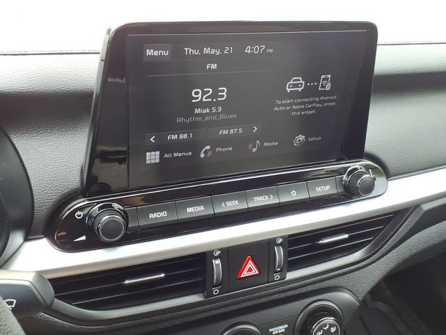 Used 2024 Kia Forte LXS w/ LXS Technology Package FWD image 17