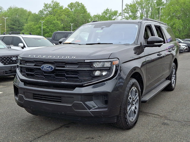 Certified 2025 Ford Expedition Max Active AWD/4WD image 4