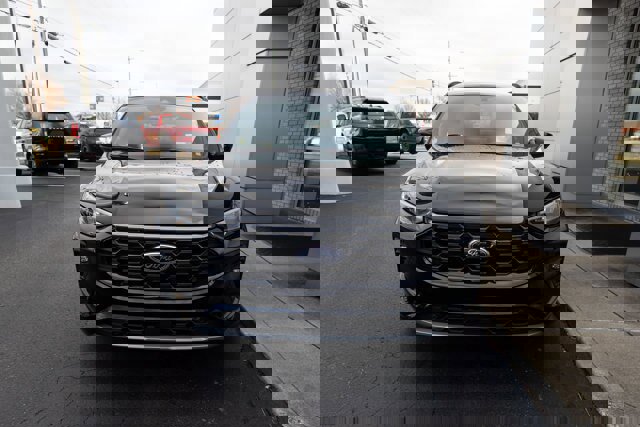 Certified 2025 Ford Escape ST-Line Elite w/ Premium Technology Package image 7