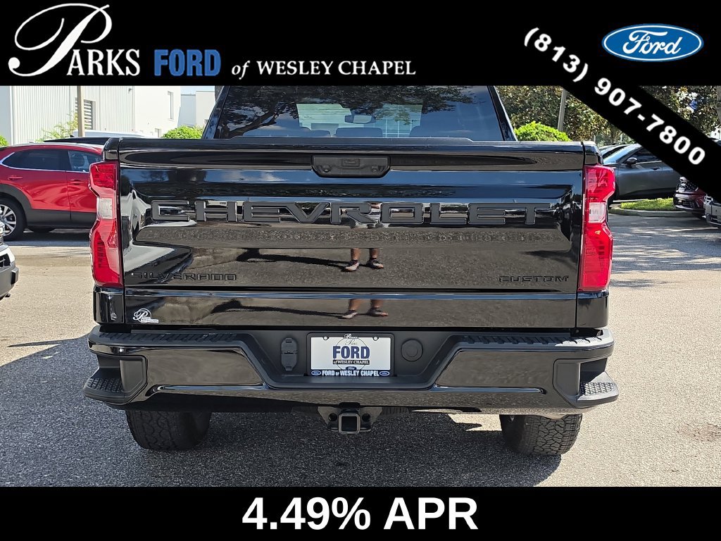 Used 2024 Chevrolet Silverado 1500 Custom w/ Turbomax Blackout Package AWD/4WD image 6