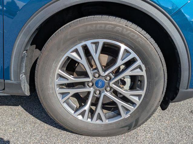 Certified 2020 Ford Escape SEL FWD image 9