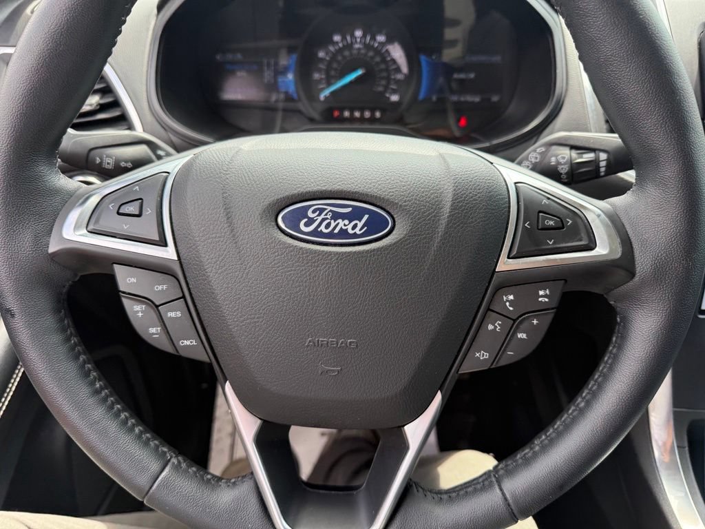 Certified 2024 Ford Edge Titanium AWD/4WD image 25