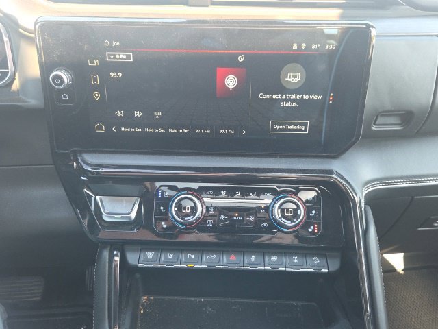 Used 2025 GMC Sierra 2500 AT4X AWD/4WD image 27