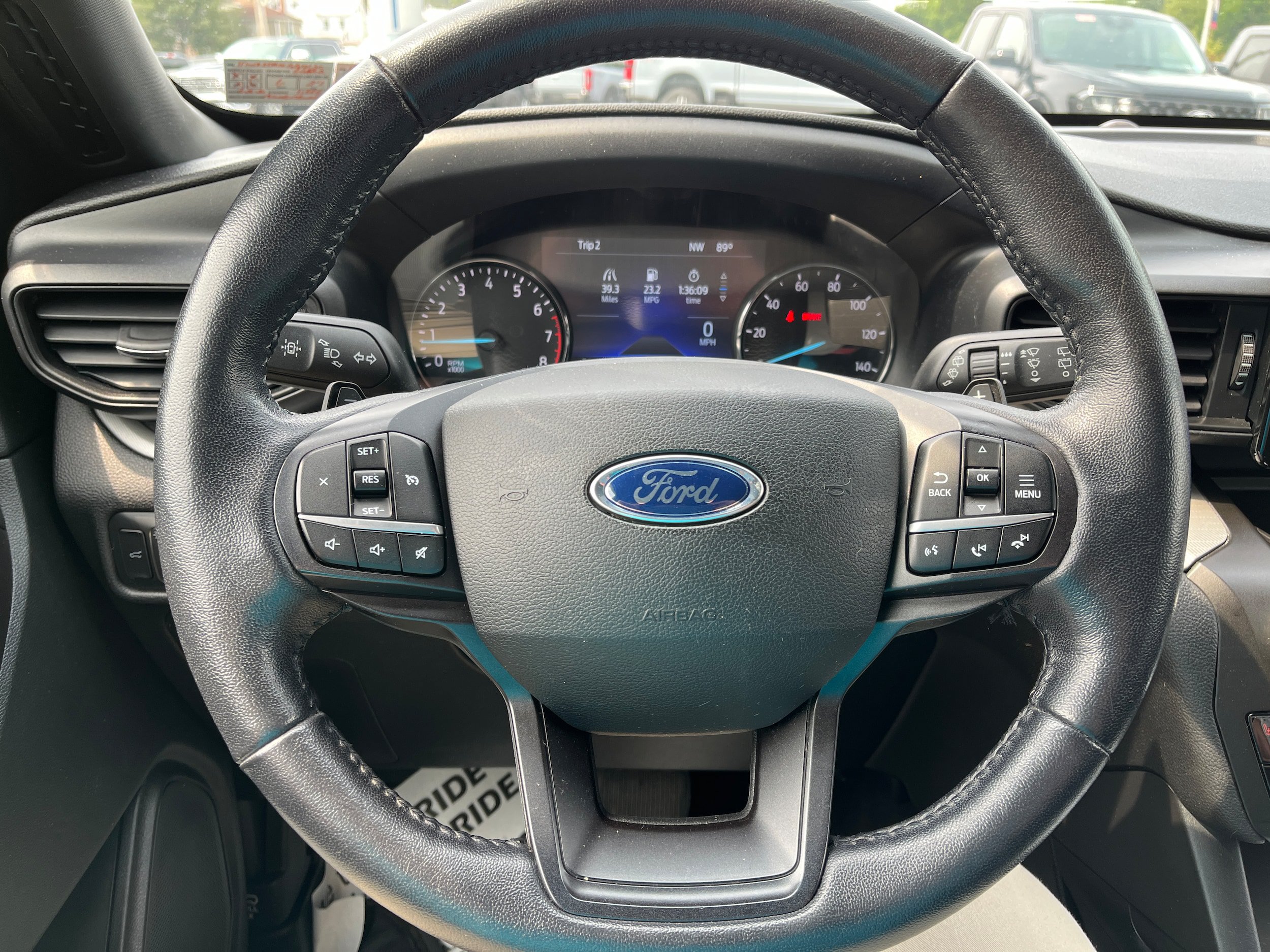 Certified 2020 Ford Explorer XLT w/ Comfort Package AWD/4WD image 15