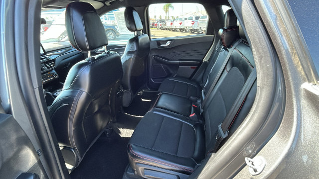 Certified 2025 Ford Escape ST-Line Select AWD/4WD image 15