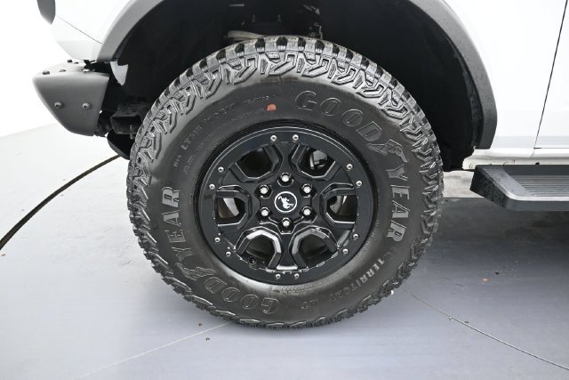 Certified 2023 Ford Bronco Wildtrak AWD/4WD image 9