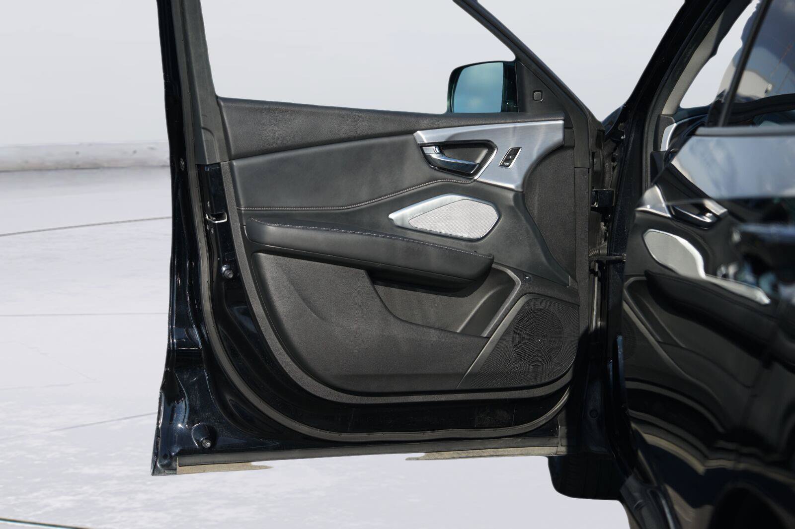 Used 2020 Acura RDX w/ Technology Package FWD image 31