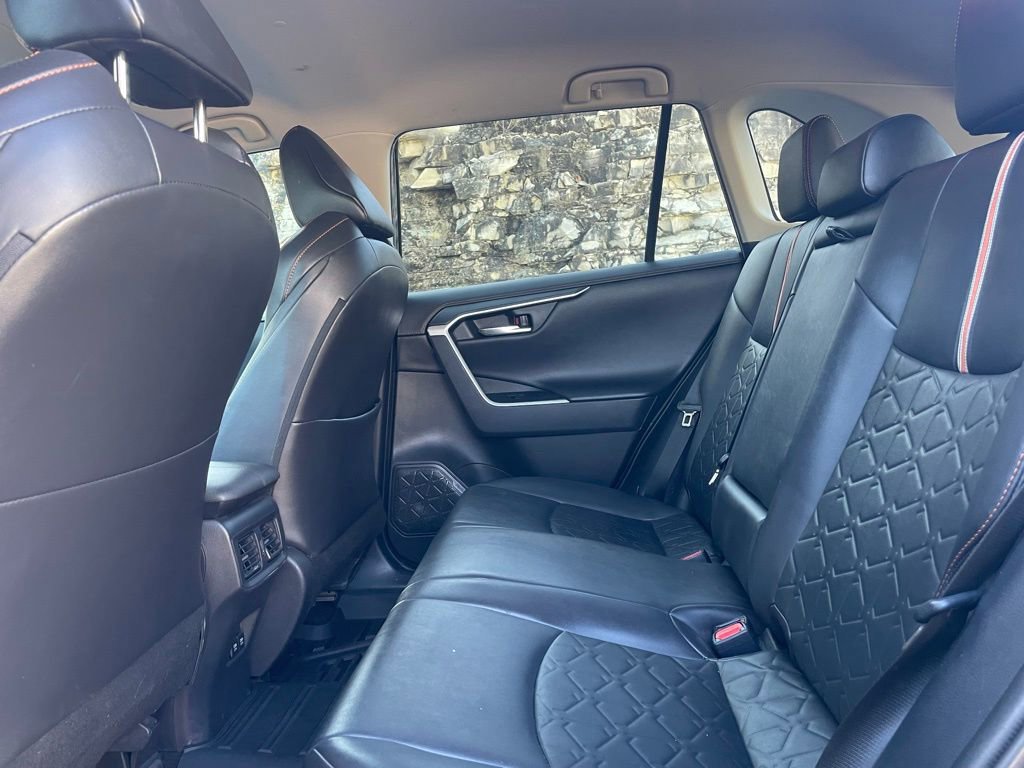 Used 2021 Toyota RAV4 Adventure image 11