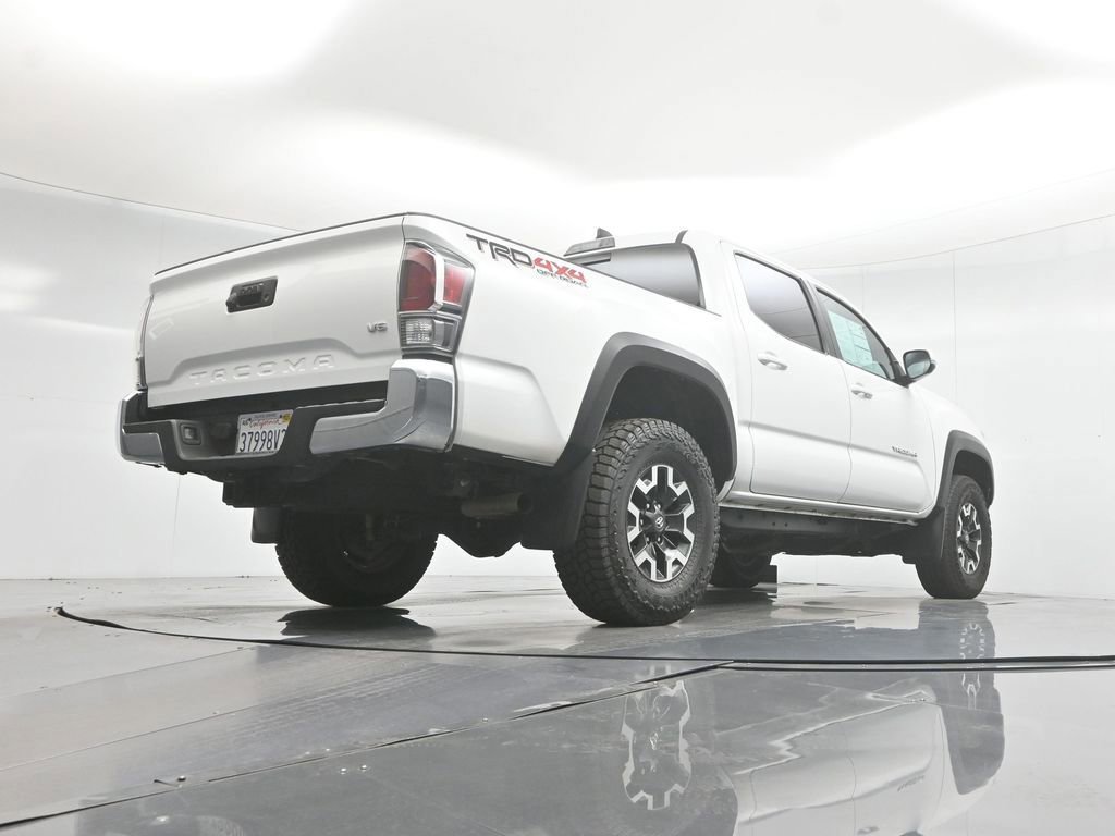 Used 2023 Toyota Tacoma TRD Off-Road image 16