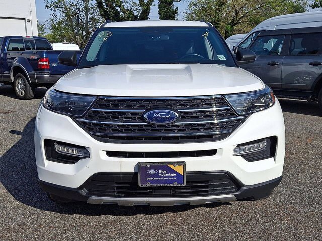 Certified 2022 Ford Explorer XLT w/ Equipment Group 202A AWD/4WD image 8