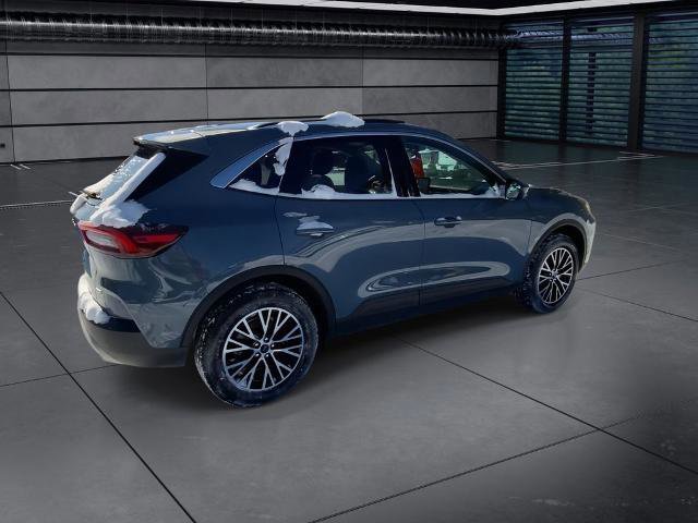Certified 2023 Ford Escape SE image 7