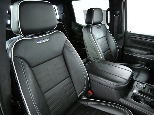 Used 2023 GMC Sierra 1500 AT4X image 13