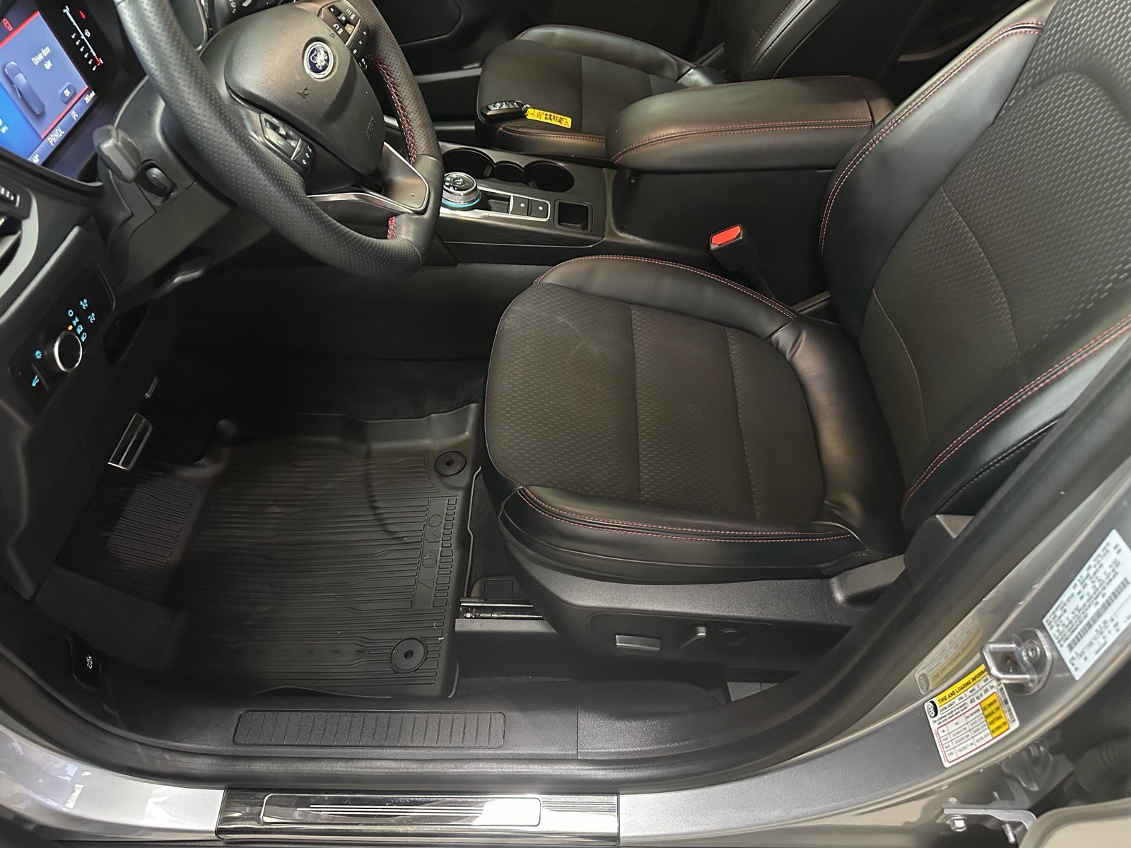 Certified 2023 Ford Escape ST-Line w/ Tech Pack #1 image 20