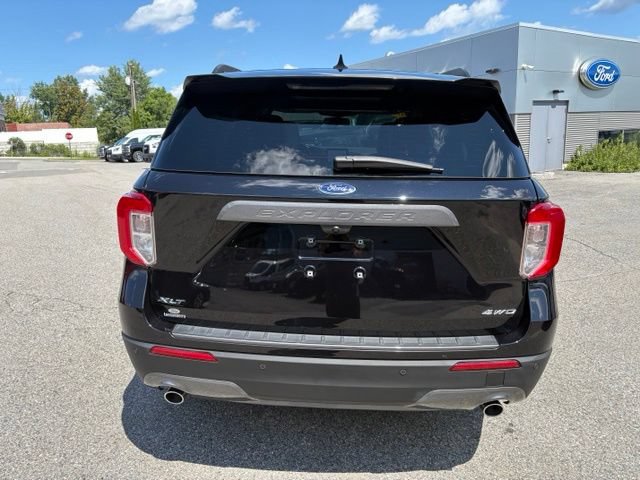 Certified 2022 Ford Explorer XLT w/ Equipment Group 202A AWD/4WD image 7