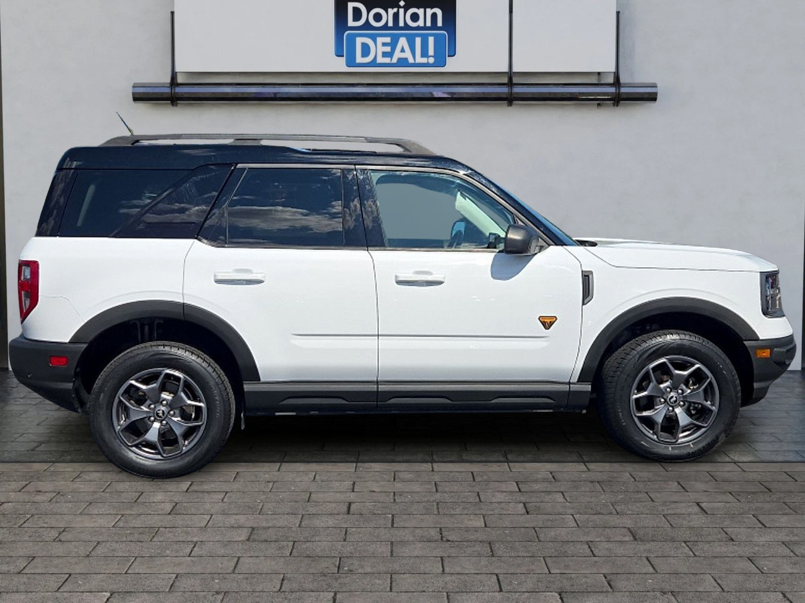 Certified 2022 Ford Bronco Sport Badlands w/ Premium Package AWD/4WD image 2