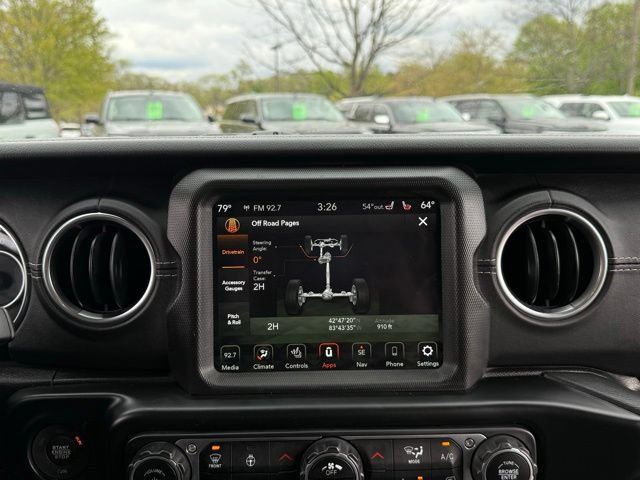 Used 2021 Jeep Wrangler Unlimited Sahara w/ Uconnect 4C Nav & Sound Group AWD/4WD image 29