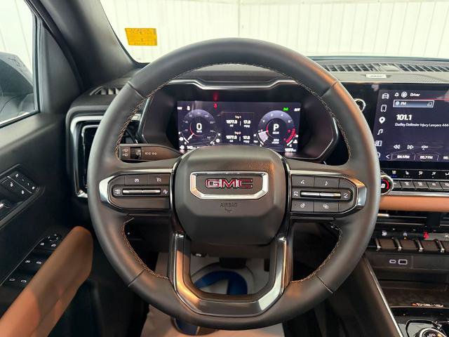 Used 2026 GMC Canyon AT4 w/ Technology Plus Package AWD/4WD image 15