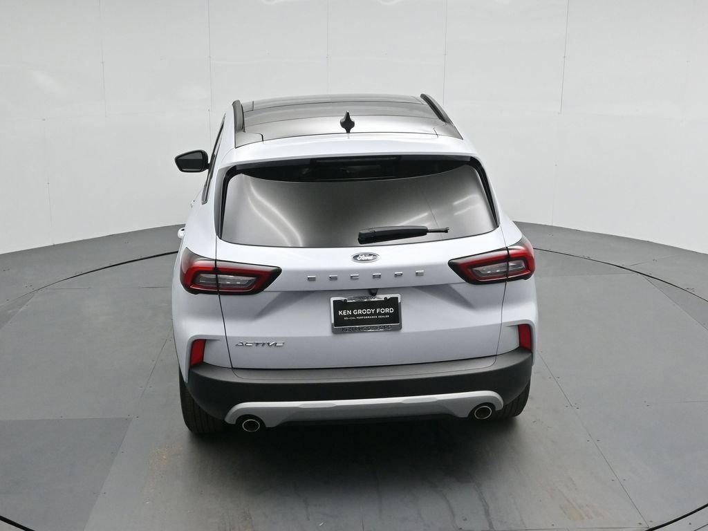 Certified 2025 Ford Escape Active image 15