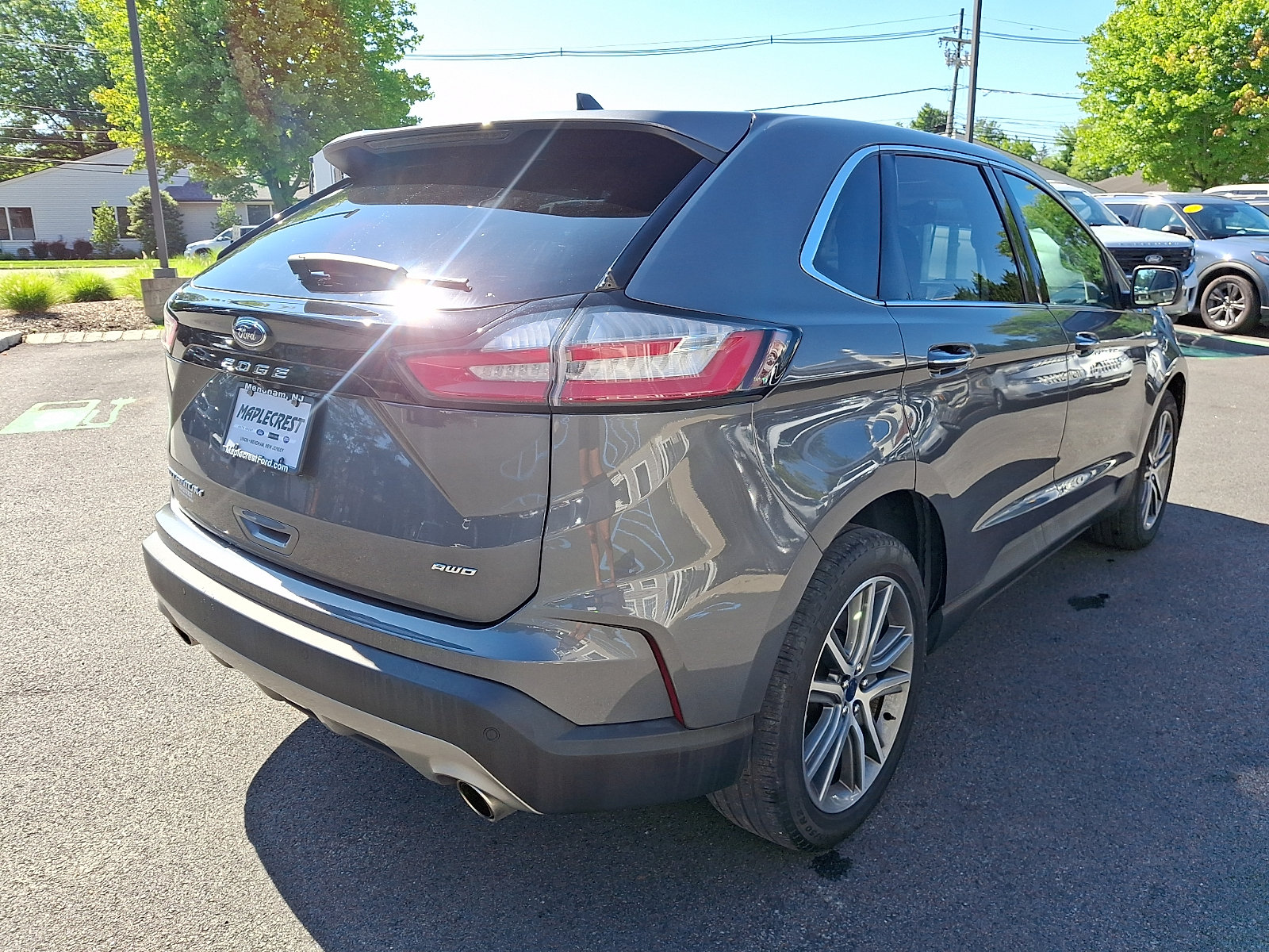 Certified 2022 Ford Edge Titanium AWD/4WD image 5