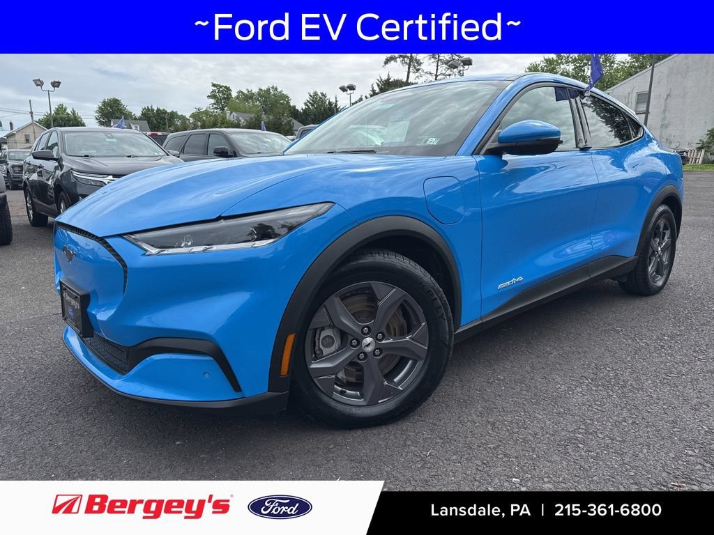 Certified 2022 Ford Mustang Mach-E Select AWD/4WD image 1