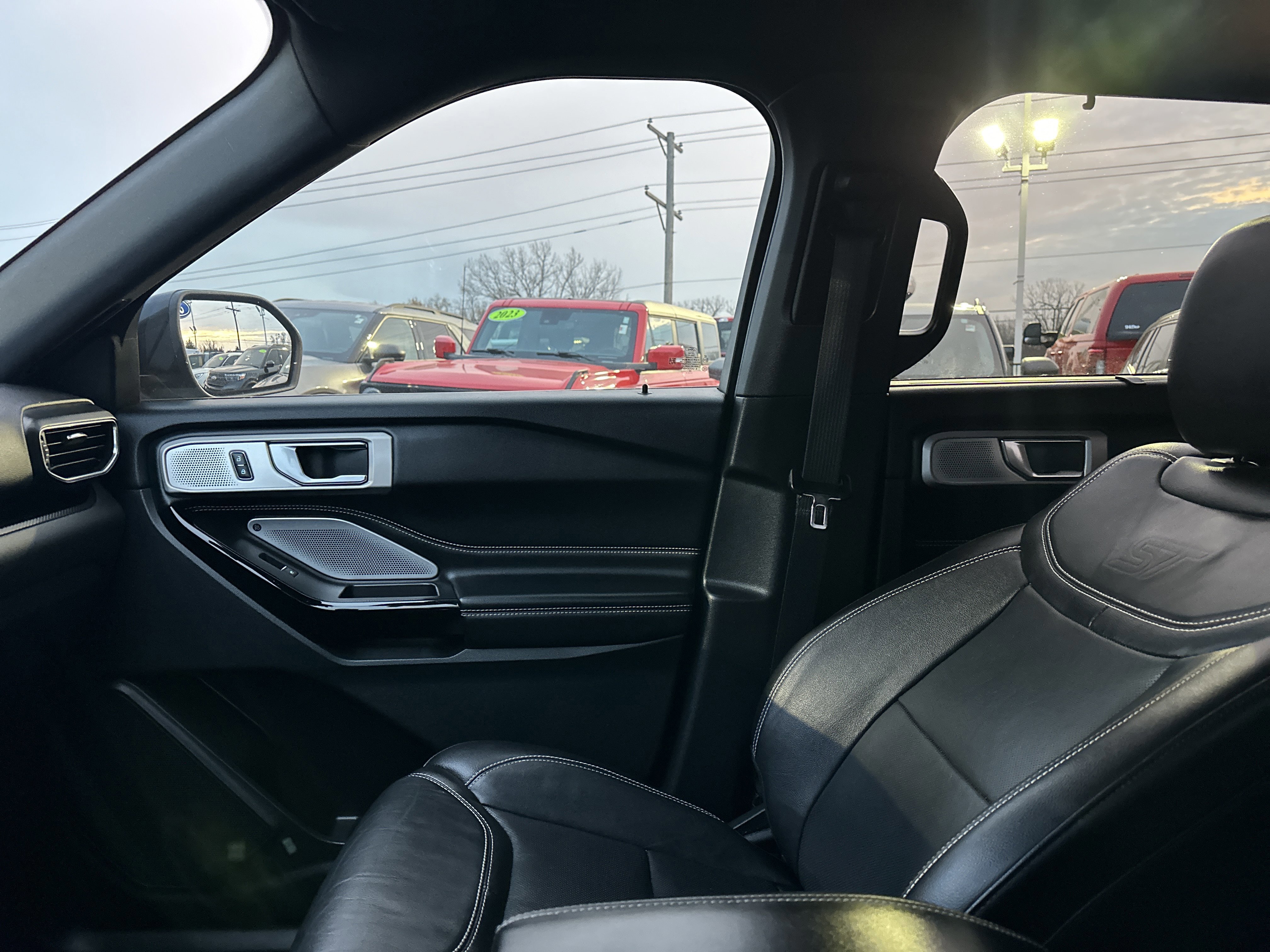 Certified 2021 Ford Explorer ST w/ Equipment Group 401A image 21