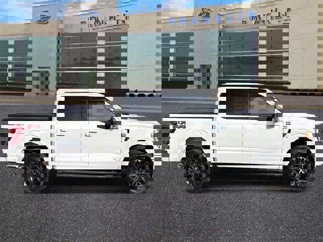 Certified 2021 Ford F150 XLT w/ Equipment Group 302A High image 8