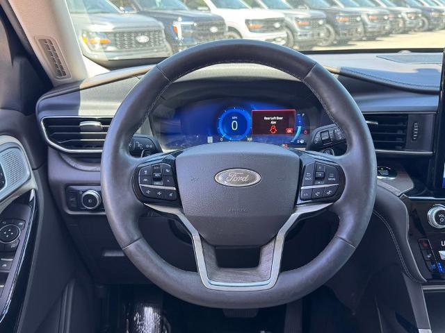Certified 2021 Ford Explorer Platinum w/ Equipment Group 601A AWD/4WD image 23