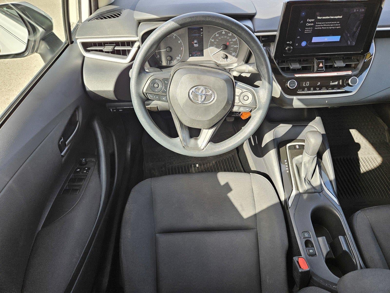 Used 2025 Toyota Corolla LE FWD image 10