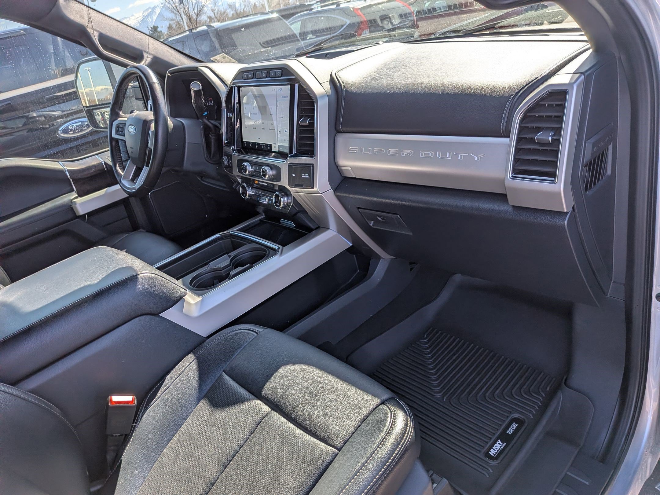 Certified 2022 Ford F350 Lariat w/ Tremor Off-Road Package image 34