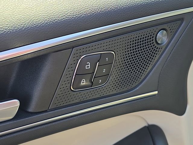 Certified 2023 Ford Edge Titanium image 13