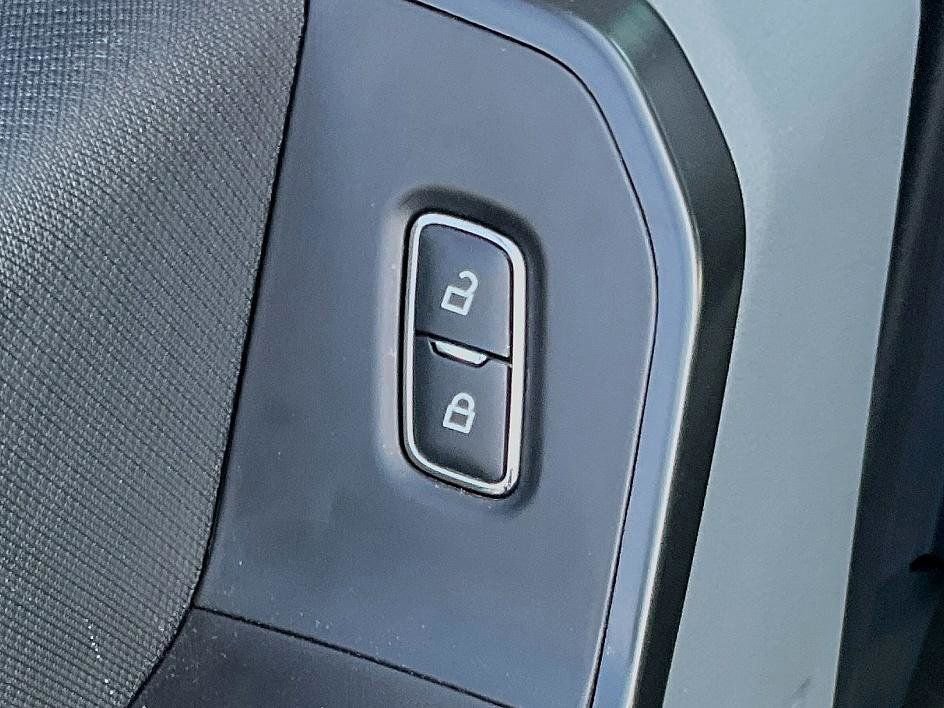 Certified 2024 Ford F150 XL image 18