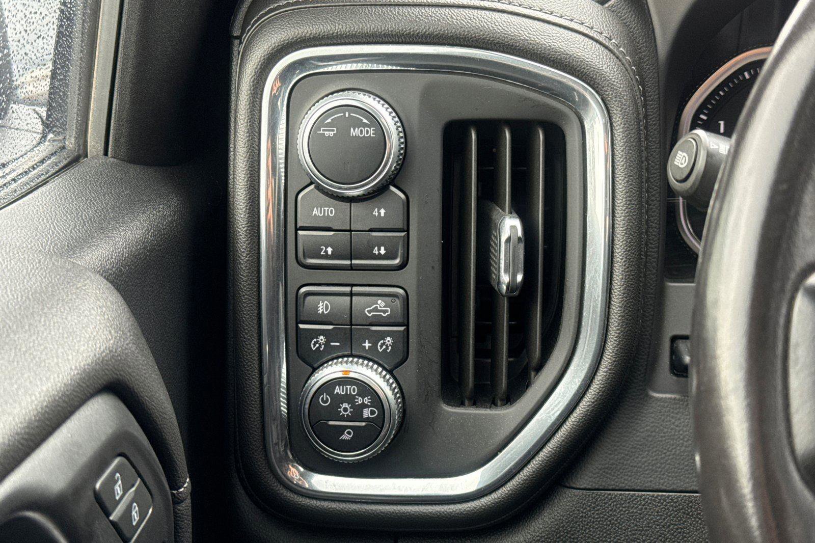 Used 2020 GMC Sierra 1500 Denali w/ Denali Ultimate Package image 30