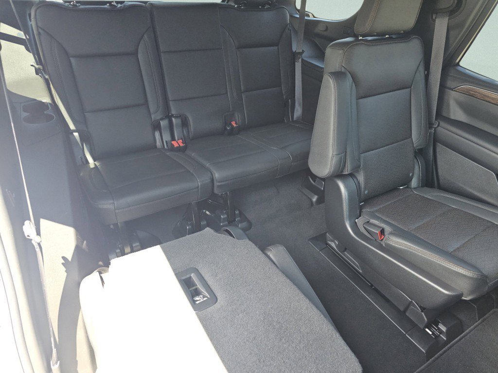 Used 2022 Chevrolet Tahoe High Country AWD/4WD image 5