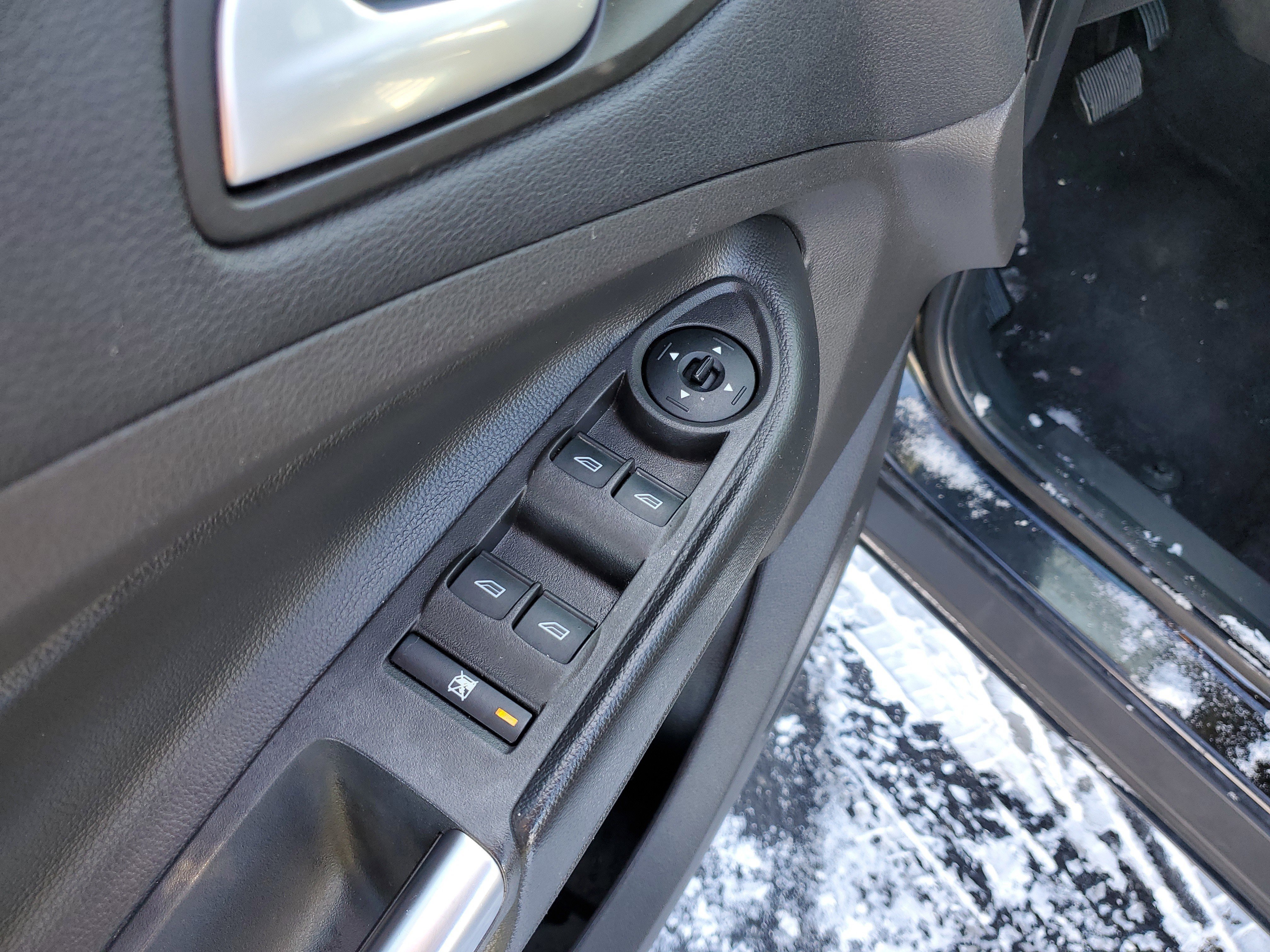 Certified 2018 Ford Escape SEL image 13