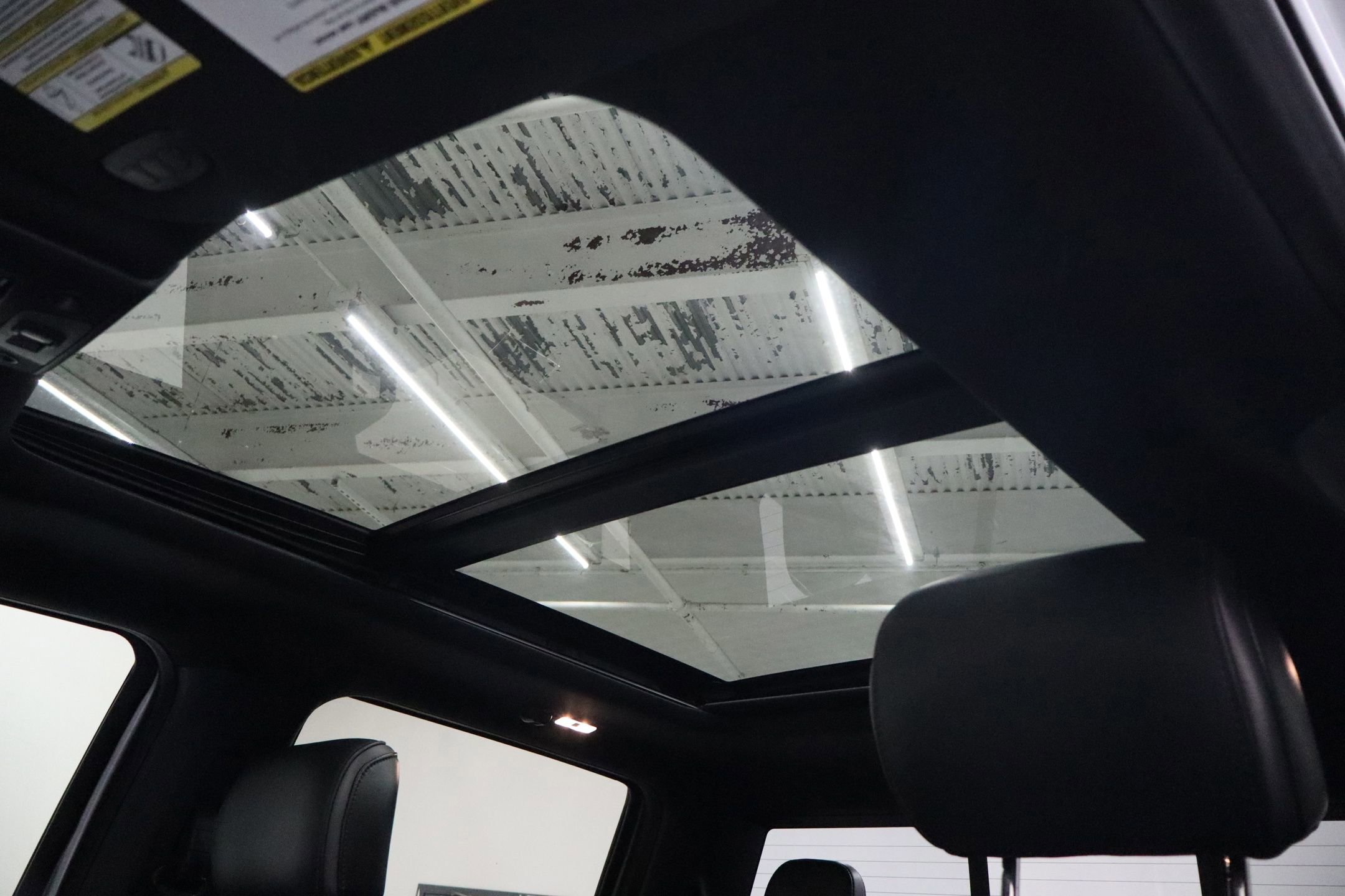 Certified 2022 Ford F250 Platinum w/ FX4 Off-Road Package image 38