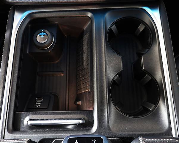 Certified 2025 Ford Expedition Max Platinum image 18