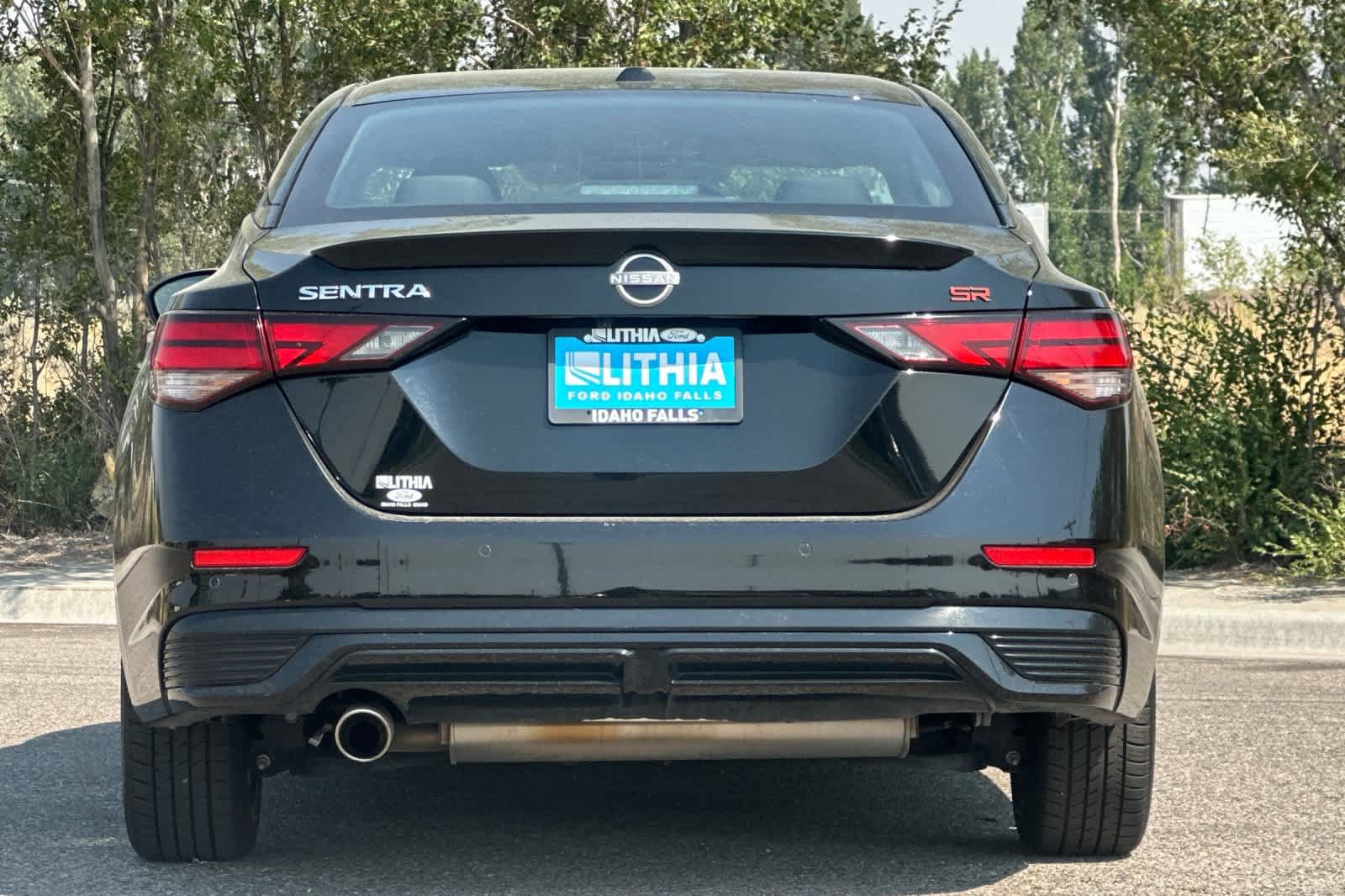 Used 2025 Nissan Sentra SR FWD image 7