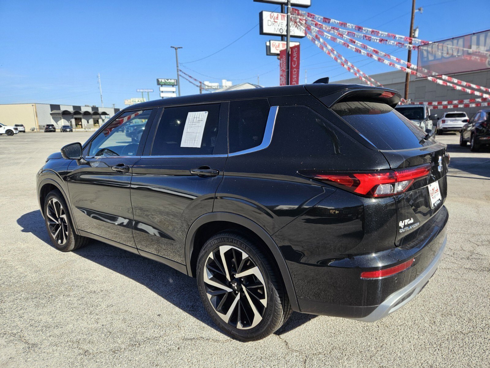 Used 2024 Mitsubishi Outlander SE image 6