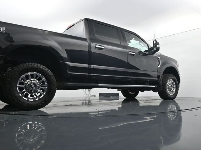 Certified 2022 Ford F250 XLT w/ XLT Premium Package AWD/4WD image 33
