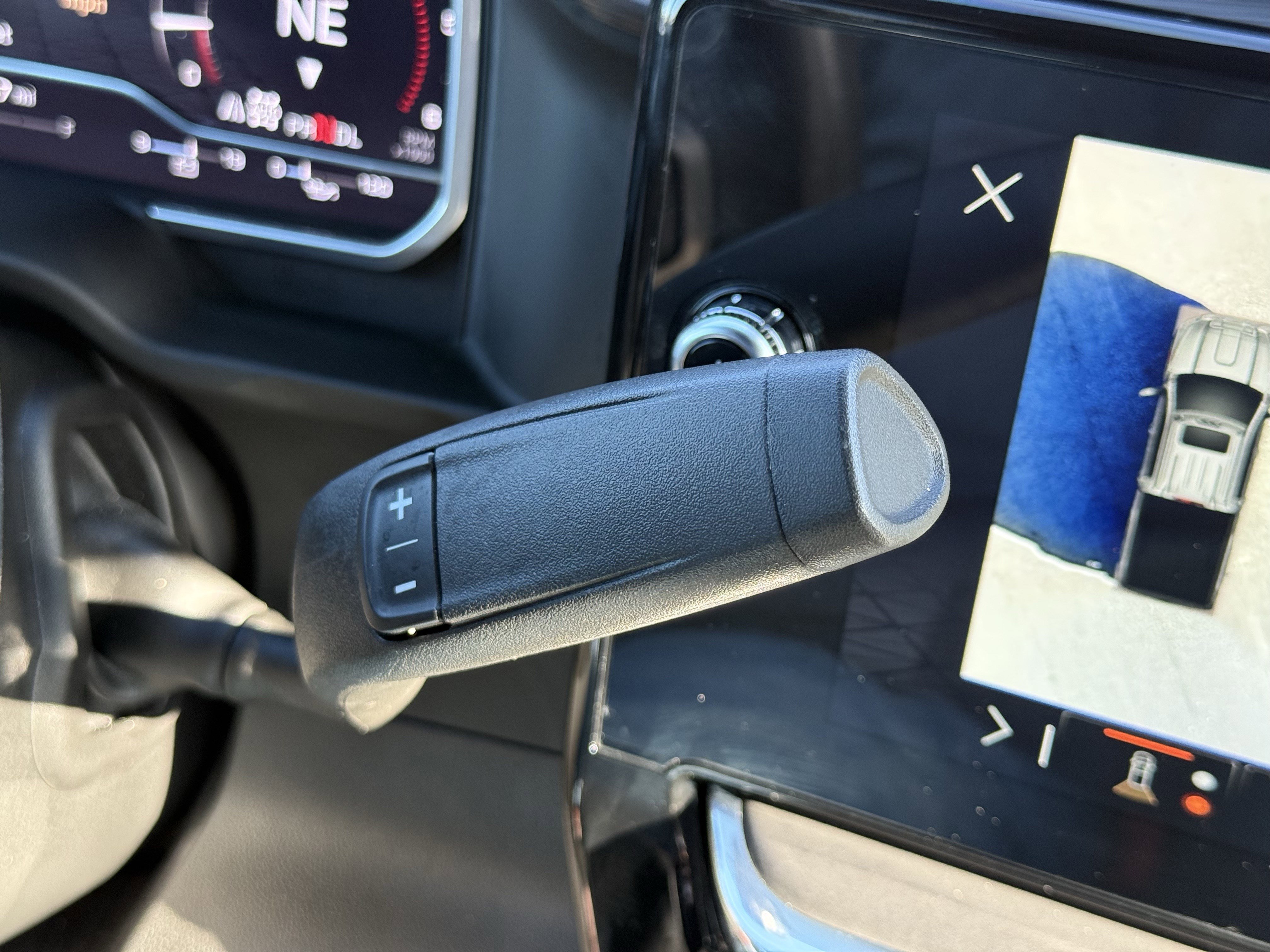 Used 2024 GMC Sierra 2500 Denali Ultimate image 35