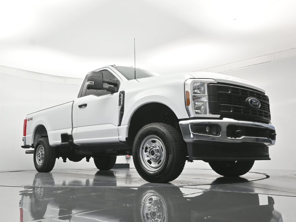 Certified 2025 Ford F250 XL w/ XL Driver Assist Package AWD/4WD image 35