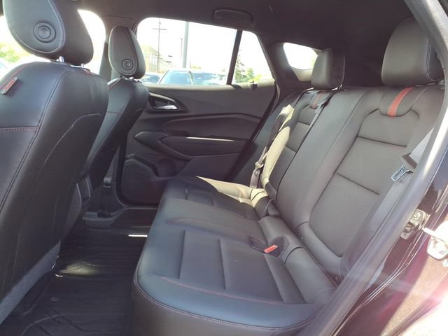 Used 2025 Chevrolet Trax RS w/ Driver Confidence Package FWD image 11