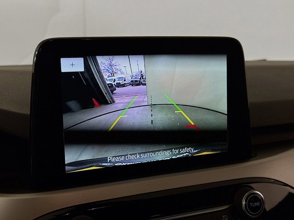 Certified 2022 Ford Escape SE w/ Cold Weather Package image 14