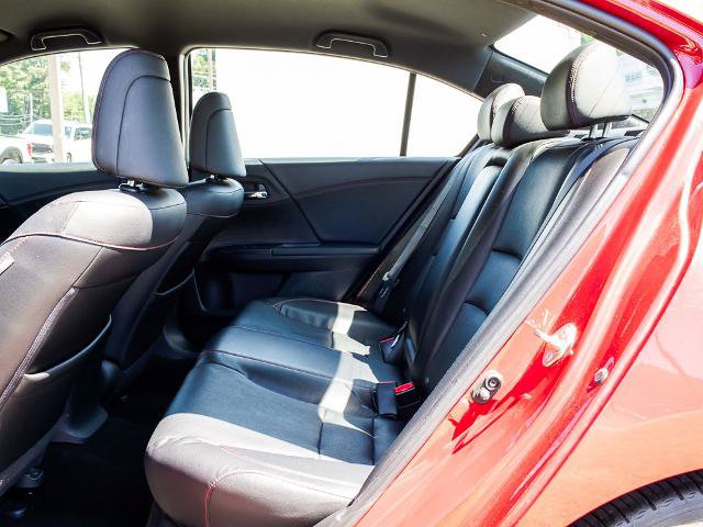 Used 2017 Honda Accord Sport Special Edition image 16